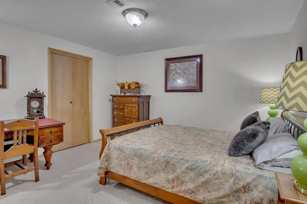 3 Sycamore Court Newton KS 67114
