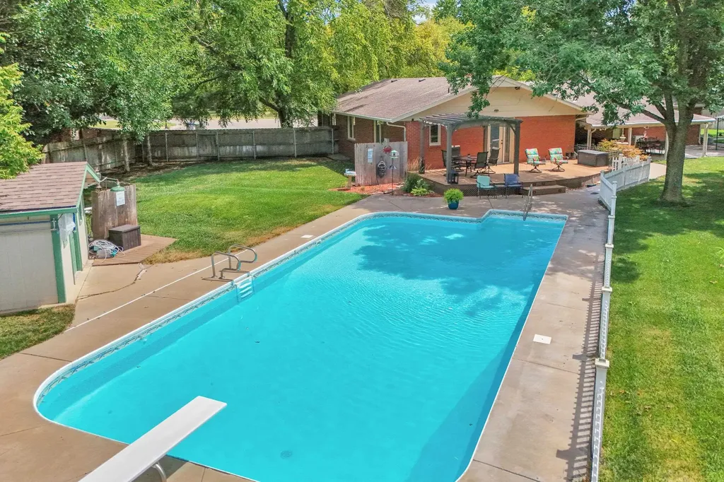 3 Sycamore Court Newton KS 67114
