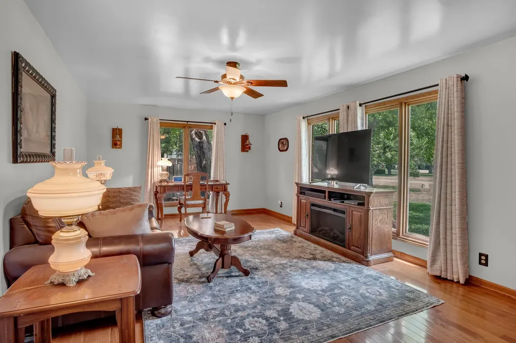3 Sycamore Court Newton KS 67114