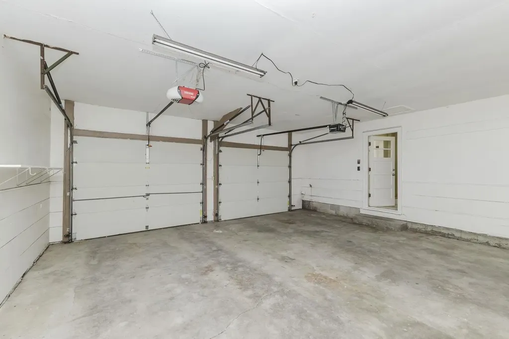 239 S Parkwood Wichita KS 67218
