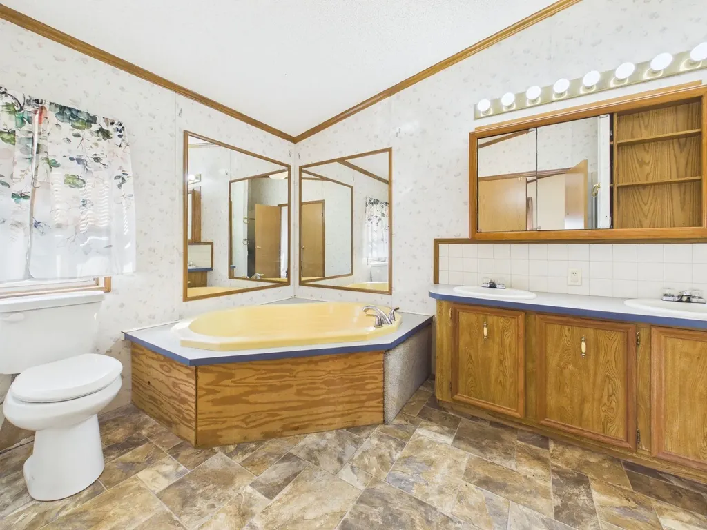 3920 SE 20th Street El Dorado KS 67042