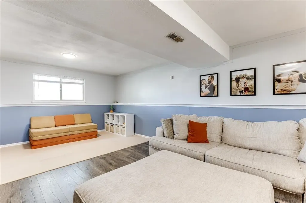 3247 N Cranberry Street Wichita KS 67226-1247