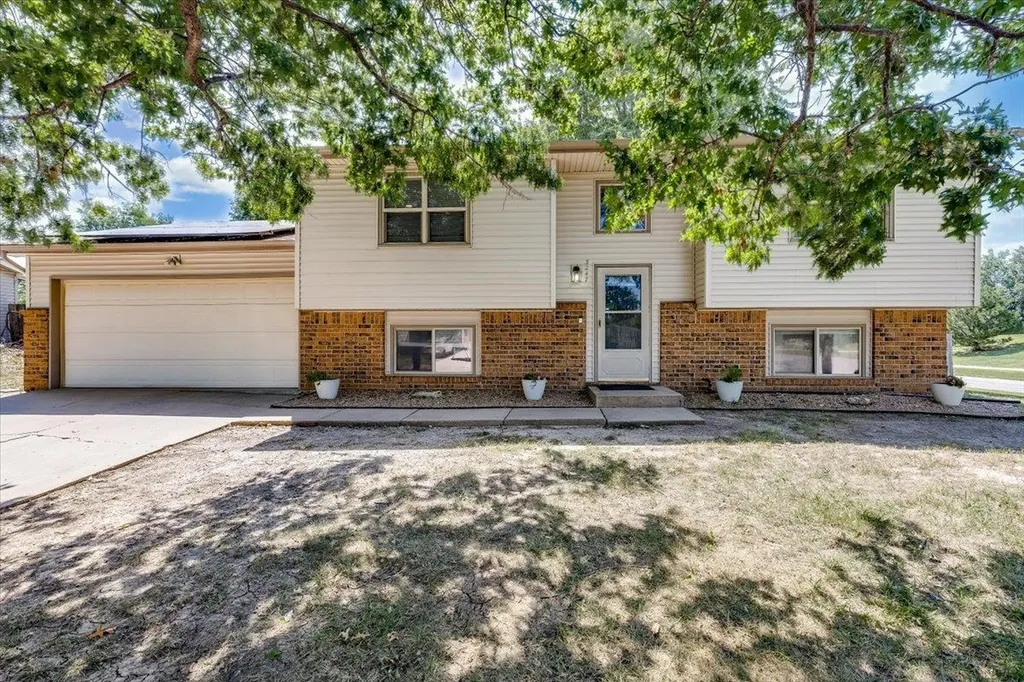 3247 N Cranberry Street Wichita KS 67226-1247