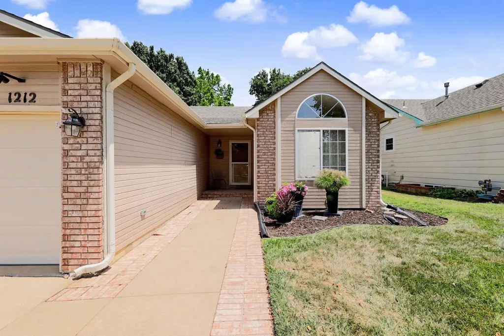 1212 N Sunset Drive Derby KS 67037