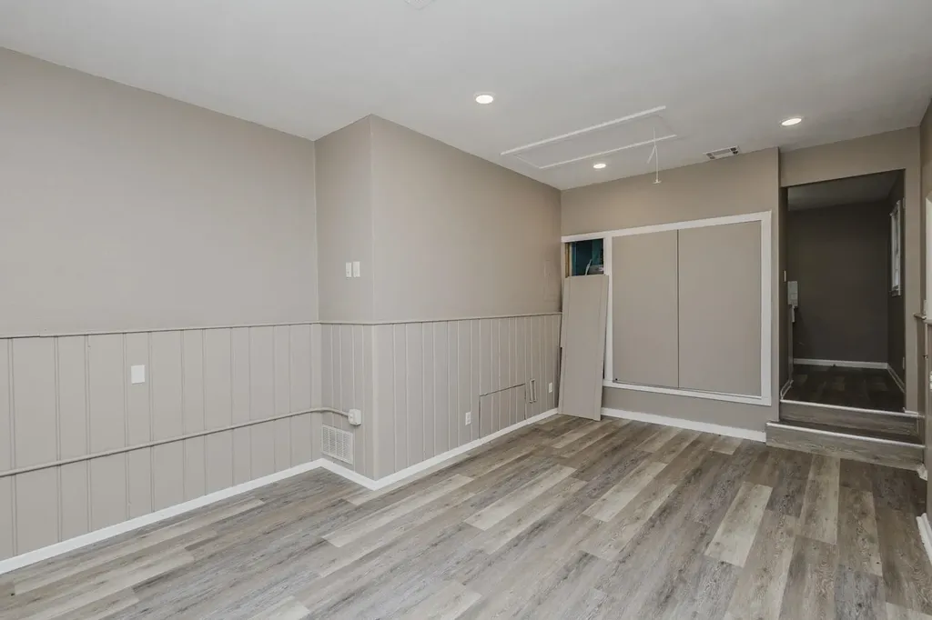 2869 S Mosley Wichita KS 67216