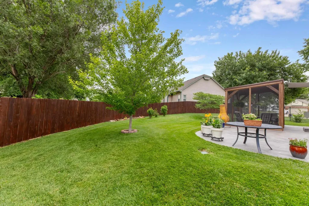 12018 W Rolling Hills Street Wichita KS 67235