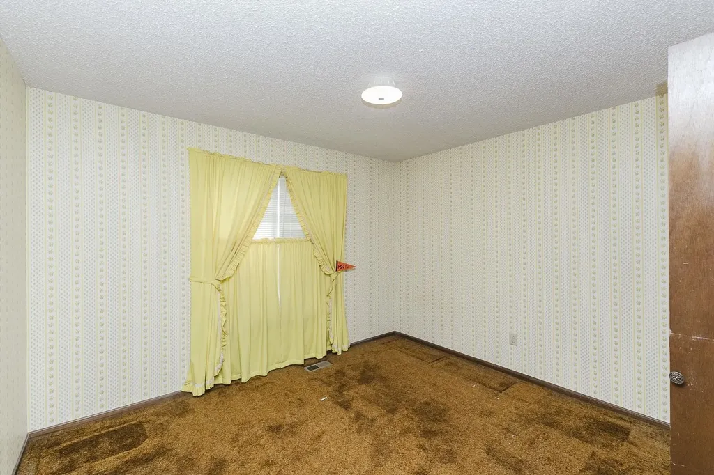 3231 N Brookfield Wichita KS 67226