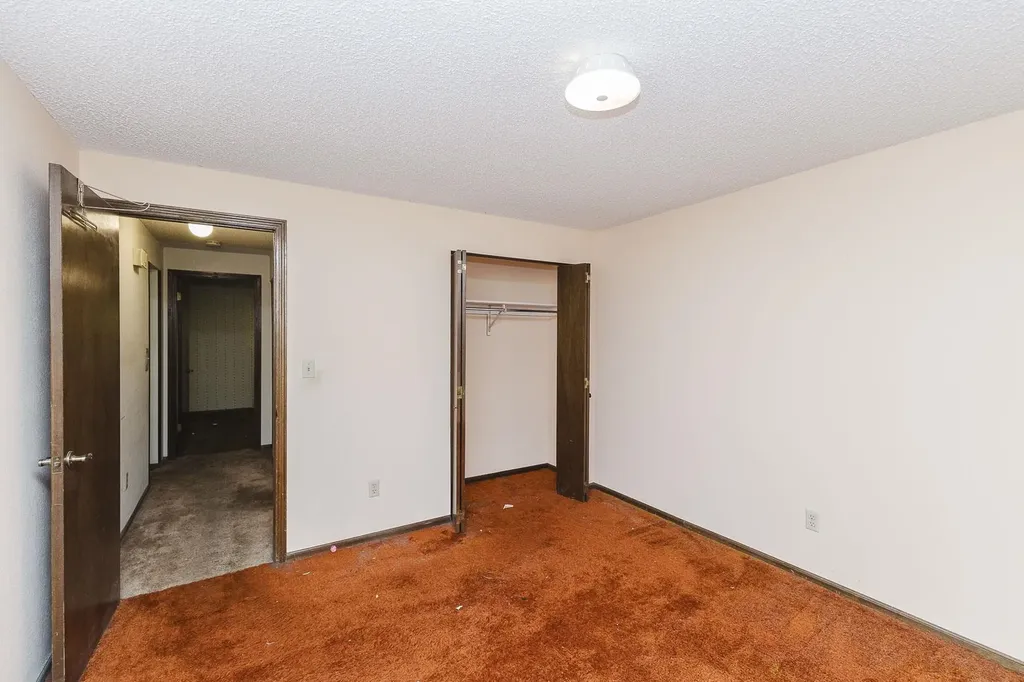 3231 N Brookfield Wichita KS 67226