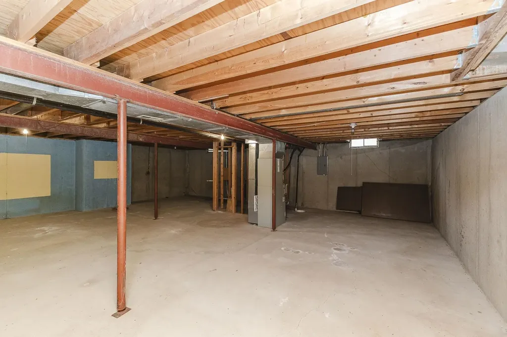 3231 N Brookfield Wichita KS 67226