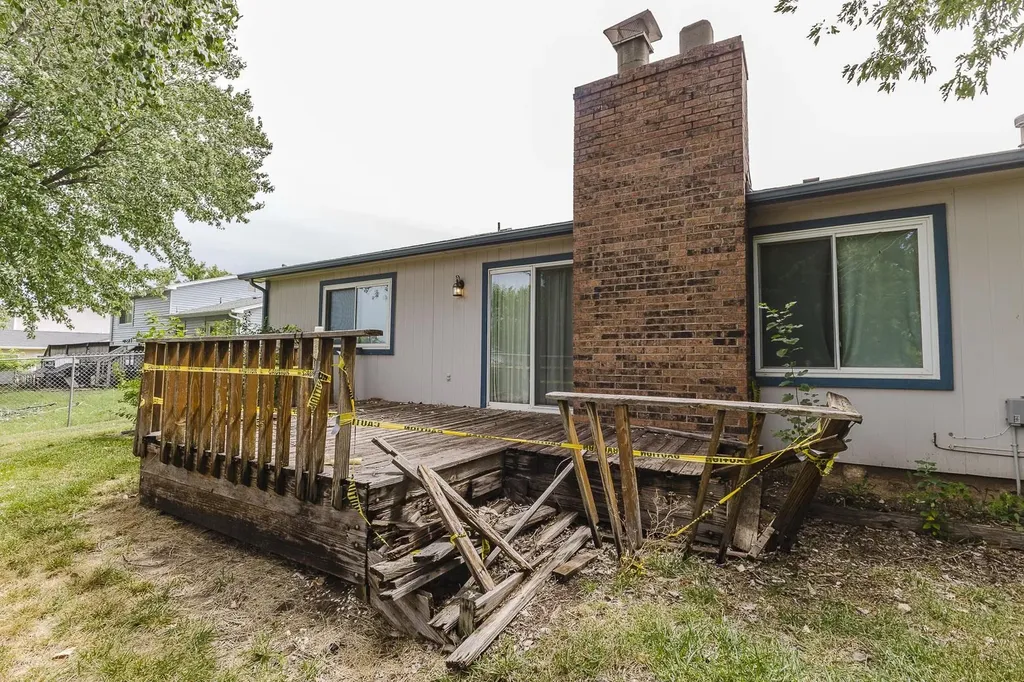 3231 N Brookfield Wichita KS 67226