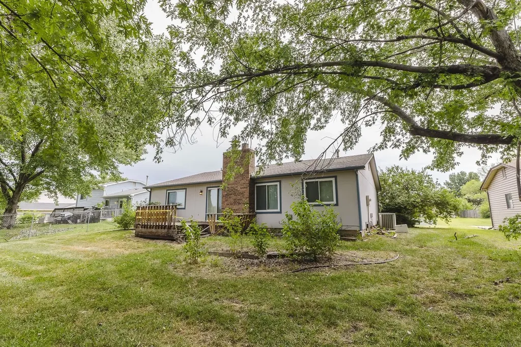 3231 N Brookfield Wichita KS 67226