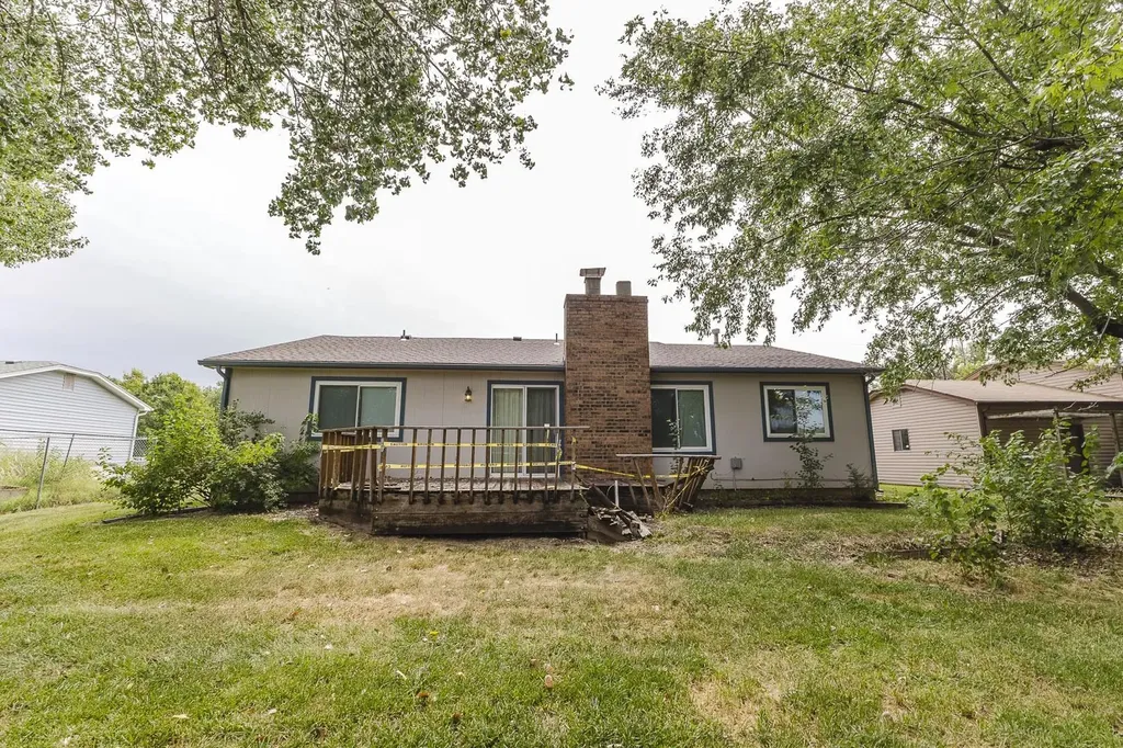 3231 N Brookfield Wichita KS 67226