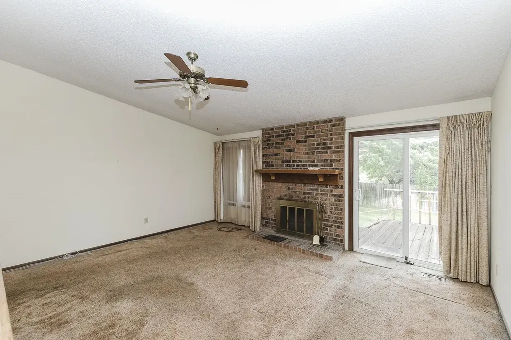 3231 N Brookfield Wichita KS 67226