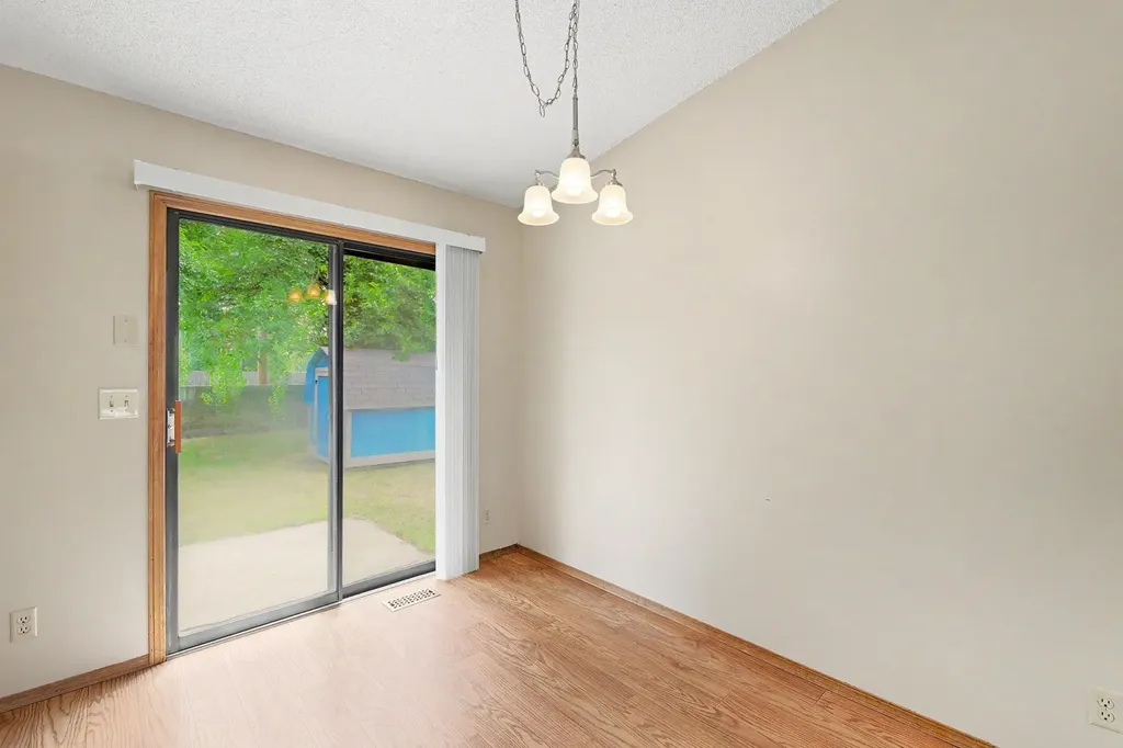 5418 S Market Street Wichita KS 67216