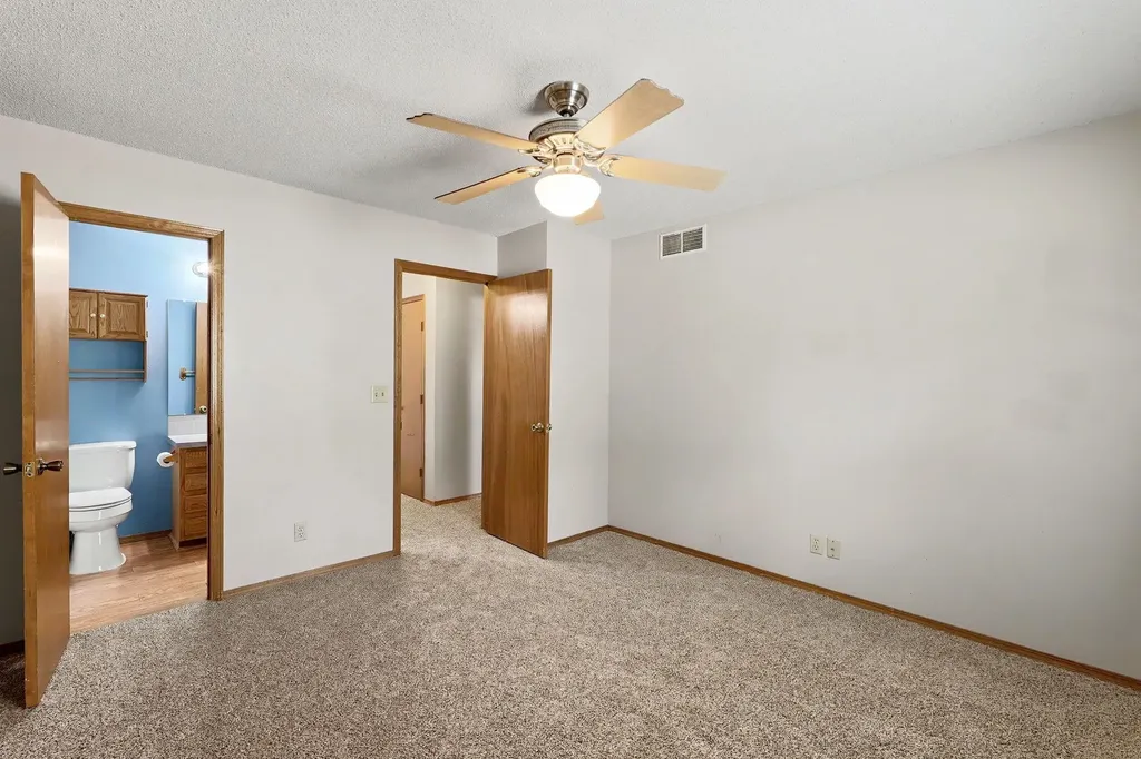 5418 S Market Street Wichita KS 67216