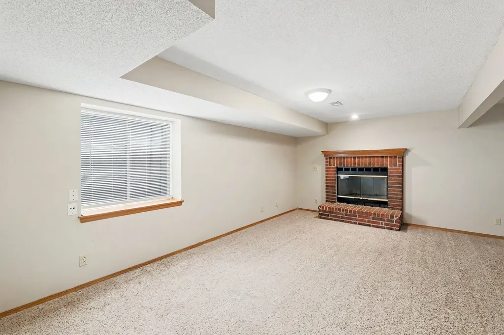 5418 S Market Street Wichita KS 67216
