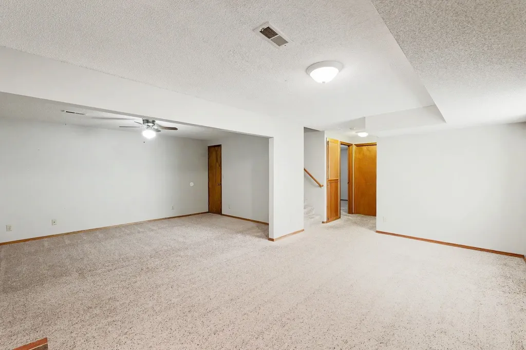 5418 S Market Street Wichita KS 67216