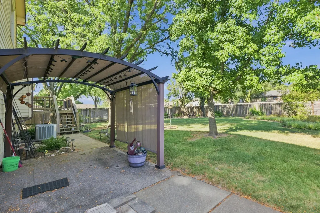 2107 N Murray Circle Wichita KS 67212