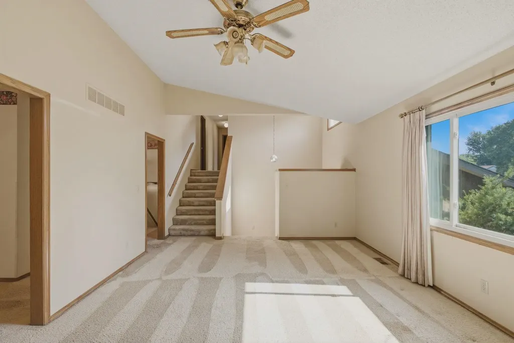 2107 N Murray Circle Wichita KS 67212