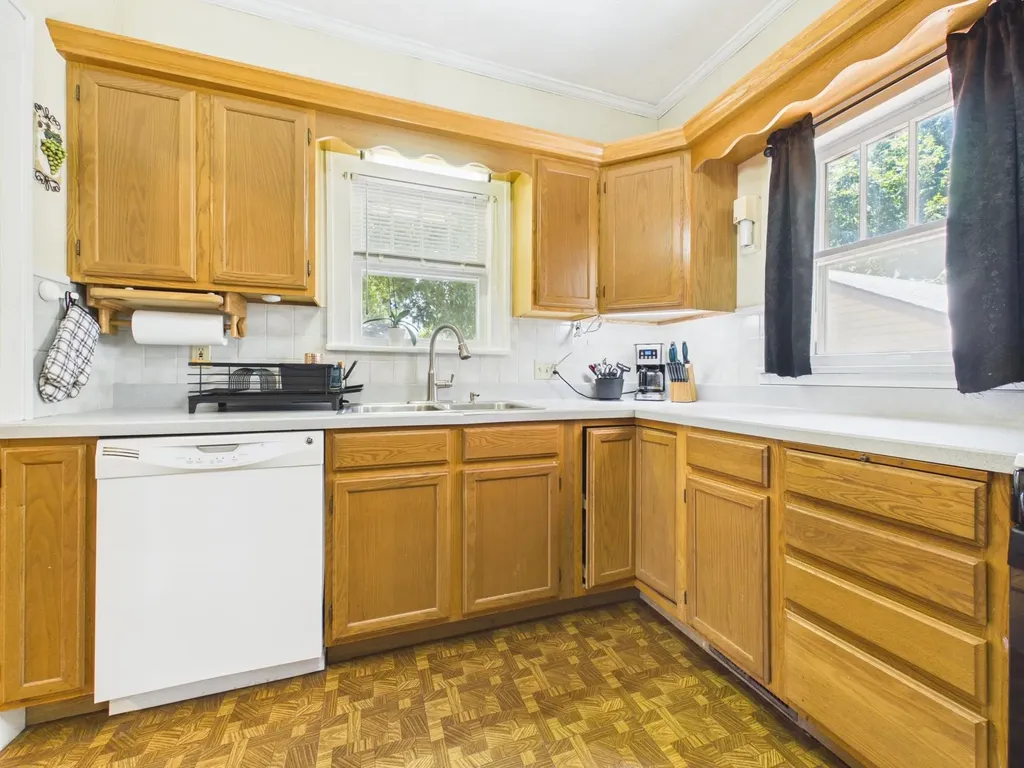 237 S 4th Avenue Clearwater KS 67026