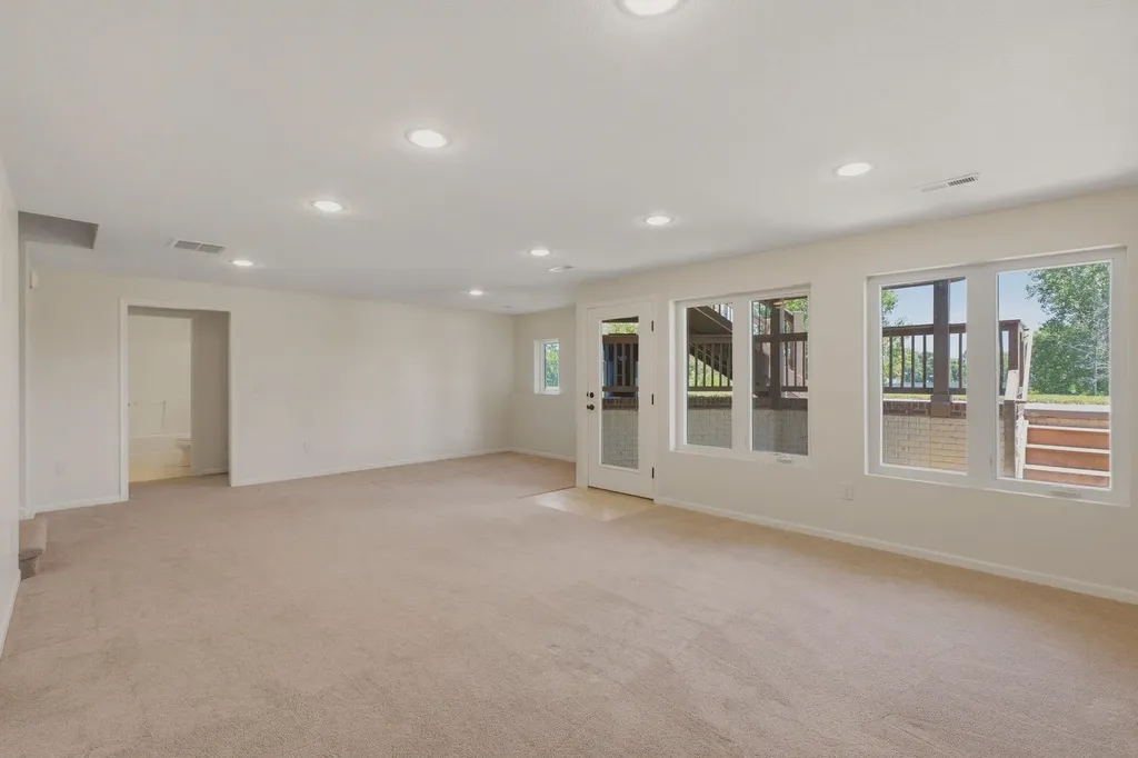 2534 N Davin Circle Wichita KS 67226