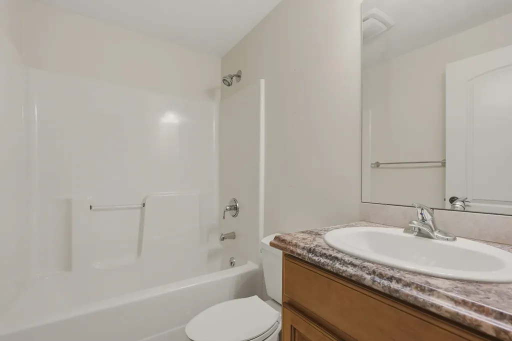 2534 N Davin Circle Wichita KS 67226
