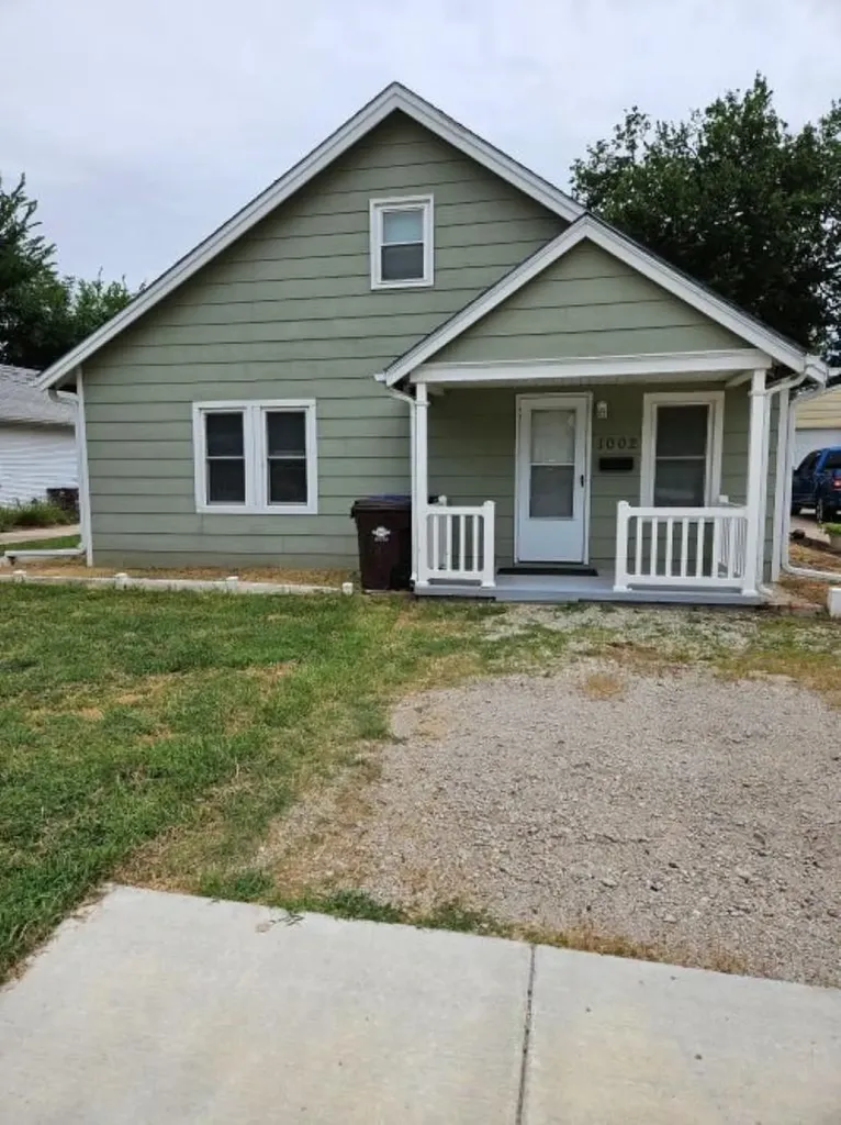 1002 N Grimes Street Mcpherson KS 67460-2827