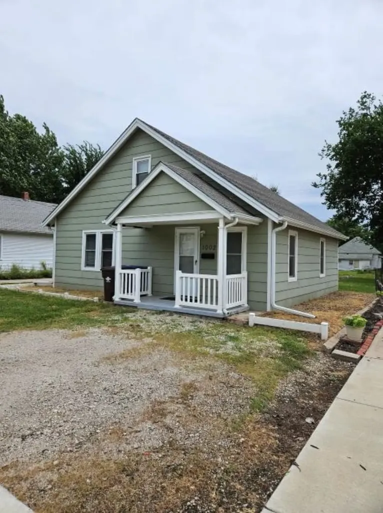1002 N Grimes Street Mcpherson KS 67460-2827