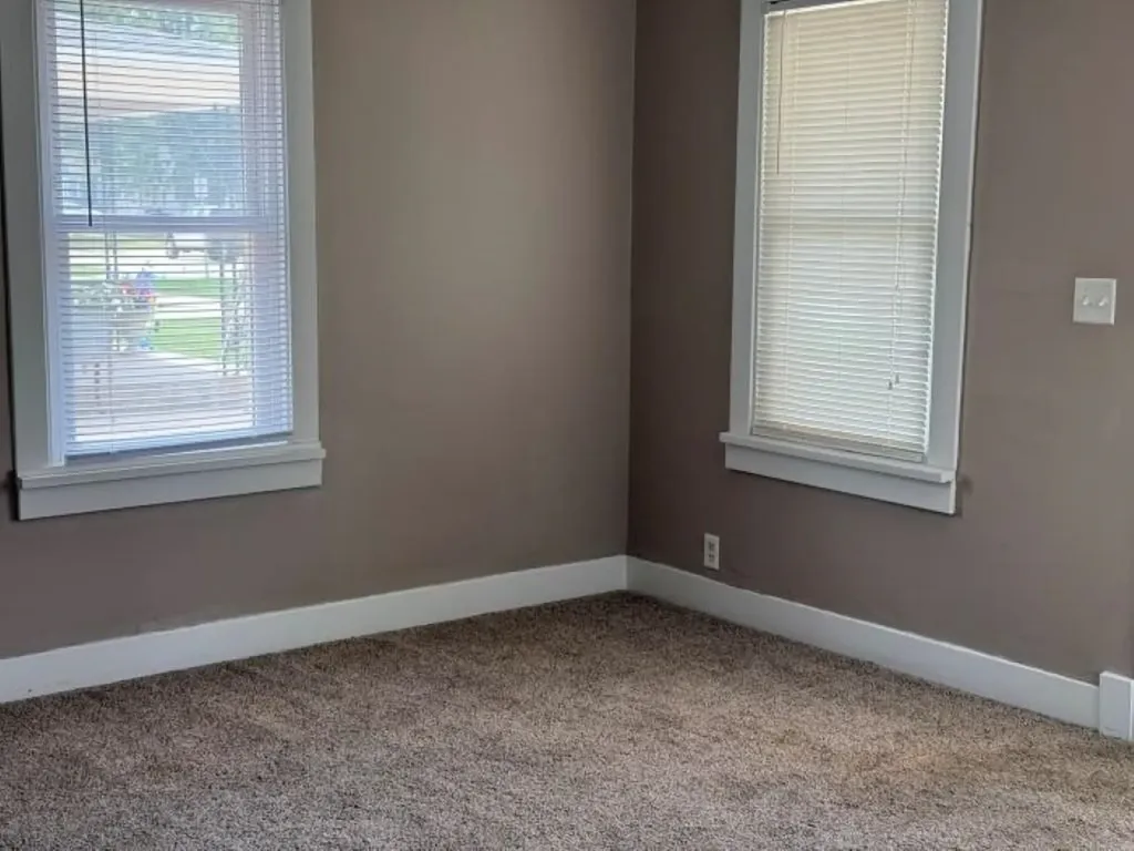1002 N Grimes Street Mcpherson KS 67460-2827
