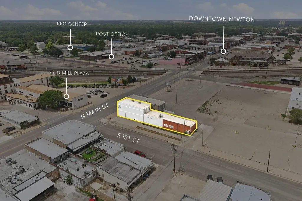 302 N Main Street Newton KS 67114