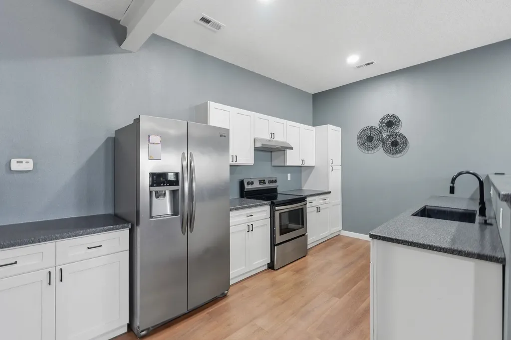 302 N Main Street Newton KS 67114