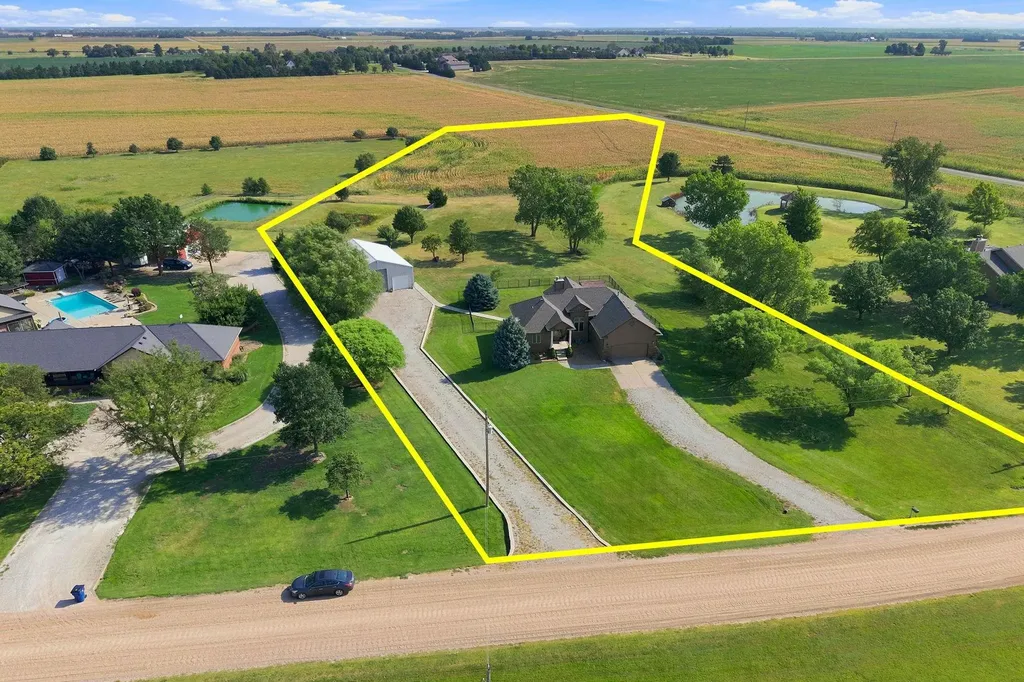 15300 Breezy Lane Colwich KS 67030