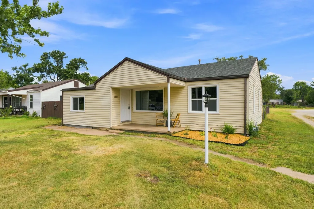 1644 E Georgia Avenue Wichita KS 67216