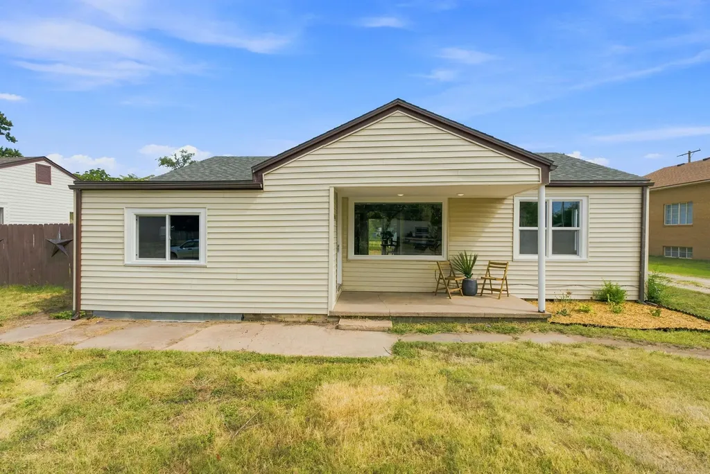 1644 E Georgia Avenue Wichita KS 67216