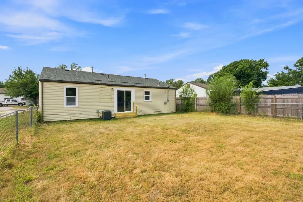1644 E Georgia Avenue Wichita KS 67216