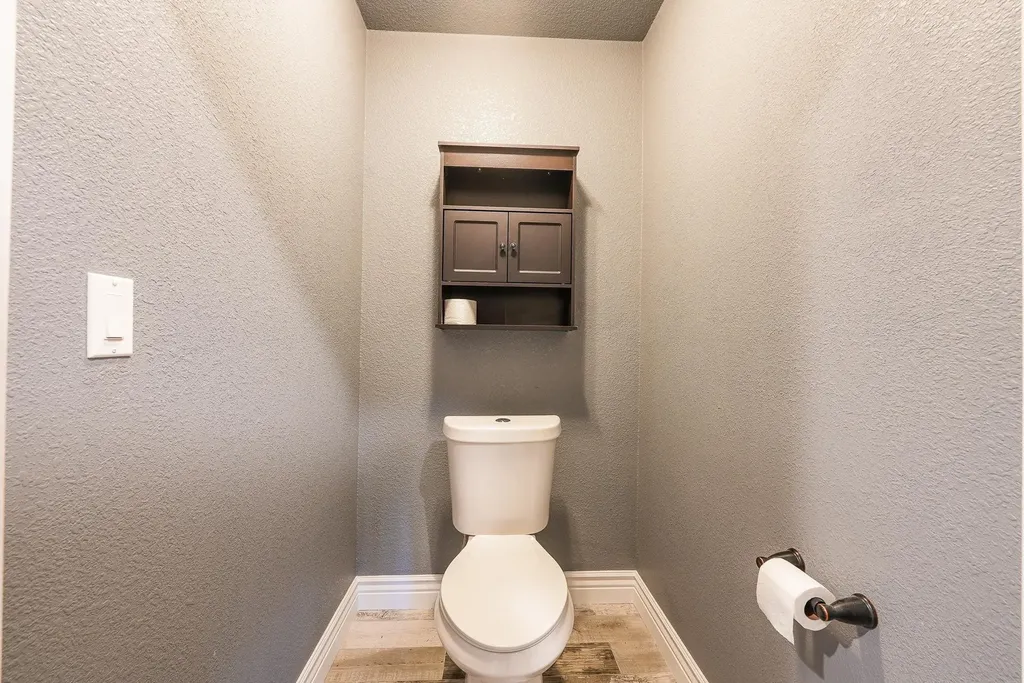 10608 SW 90th Augusta KS 67010