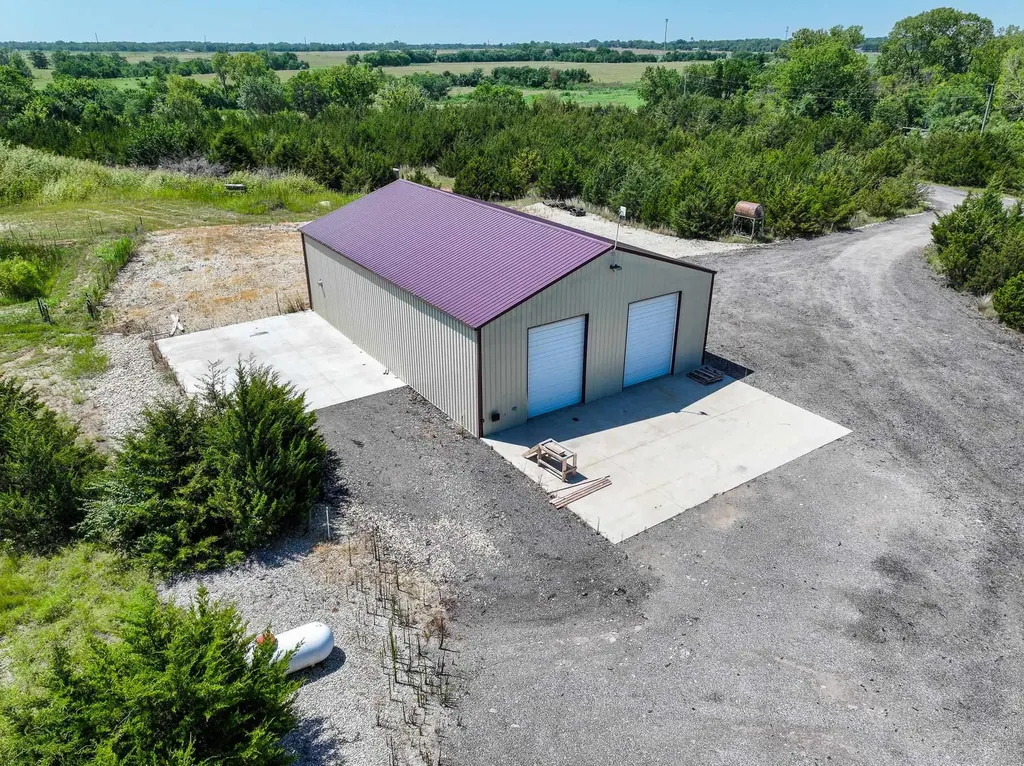 10608 SW 90th Augusta KS 67010