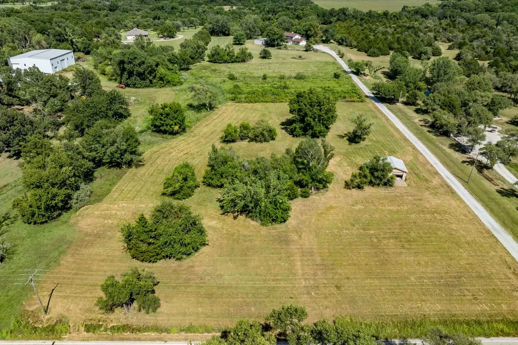 1378 N Hydraulic Road Mulvane KS 67110