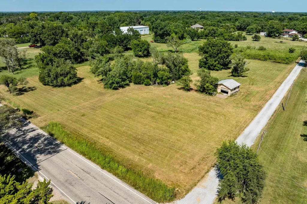 1378 N Hydraulic Road Mulvane KS 67110