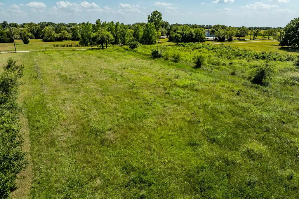 1378 N Hydraulic Road Mulvane KS 67110