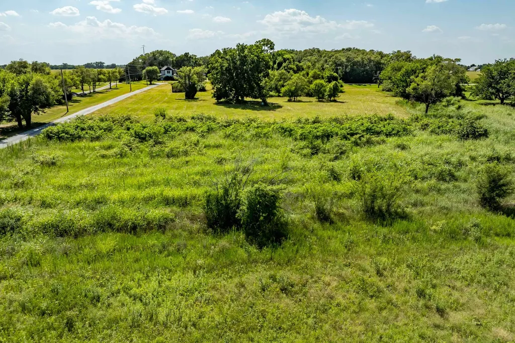 1378 N Hydraulic Road Mulvane KS 67110