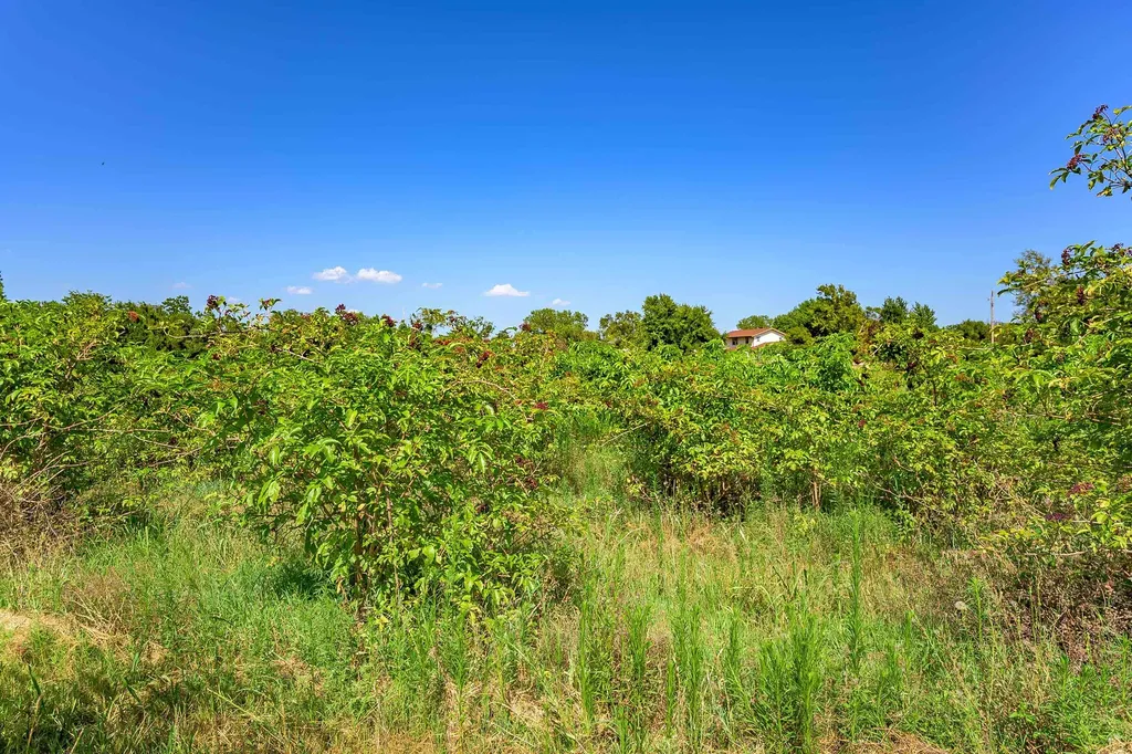 1378 N Hydraulic Road Mulvane KS 67110