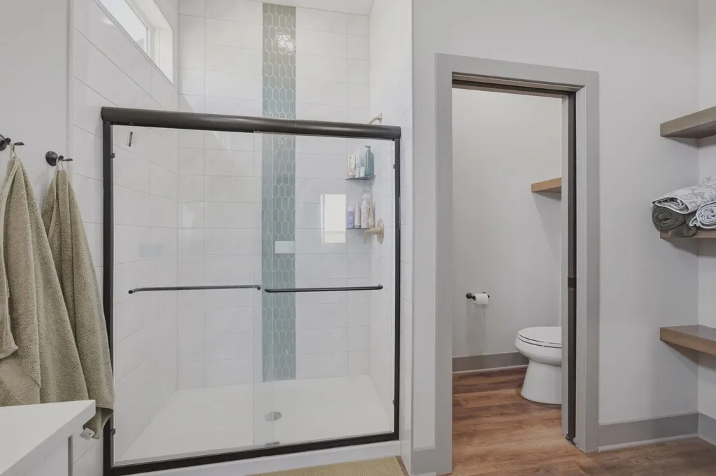 16356 NE 4th Cheney KS 67025
