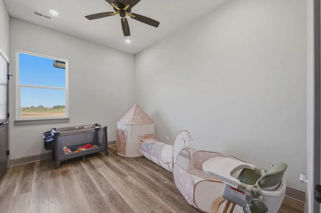 16356 NE 4th Cheney KS 67025