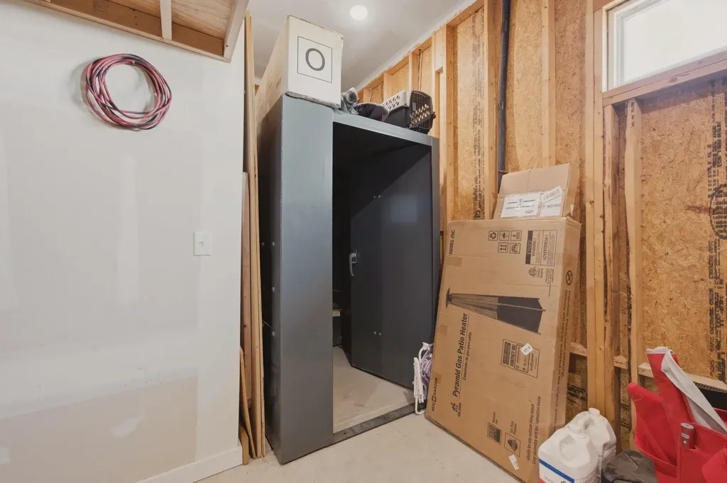 16356 NE 4th Cheney KS 67025