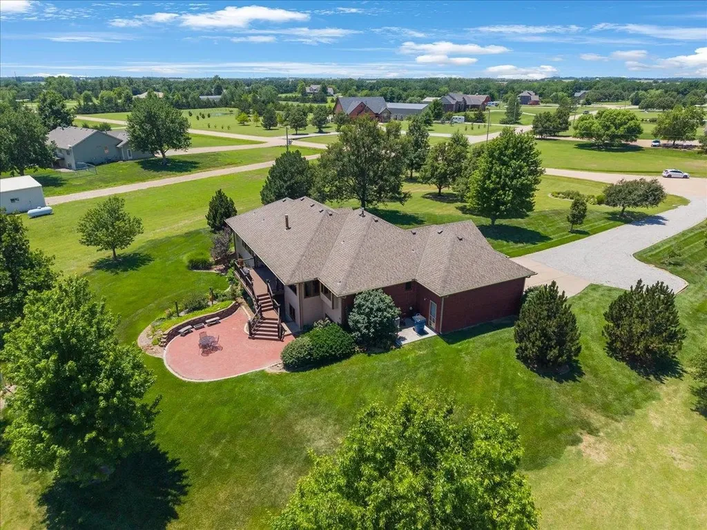 2500 N 219th Street W Andale KS 67001