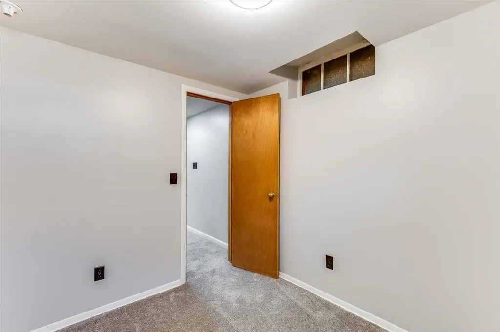 1920 S Fabrique Drive Wichita KS 67218-4736