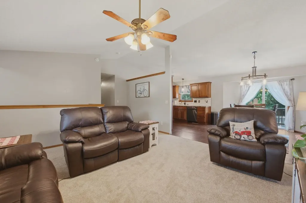 2502 S Lark Lane Wichita KS 67215