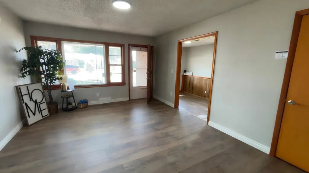 3026 S Fern Wichita KS 67217
