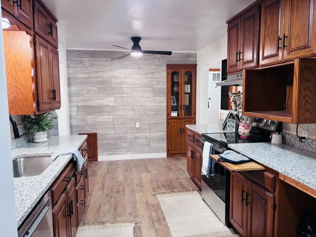 3026 S Fern Wichita KS 67217